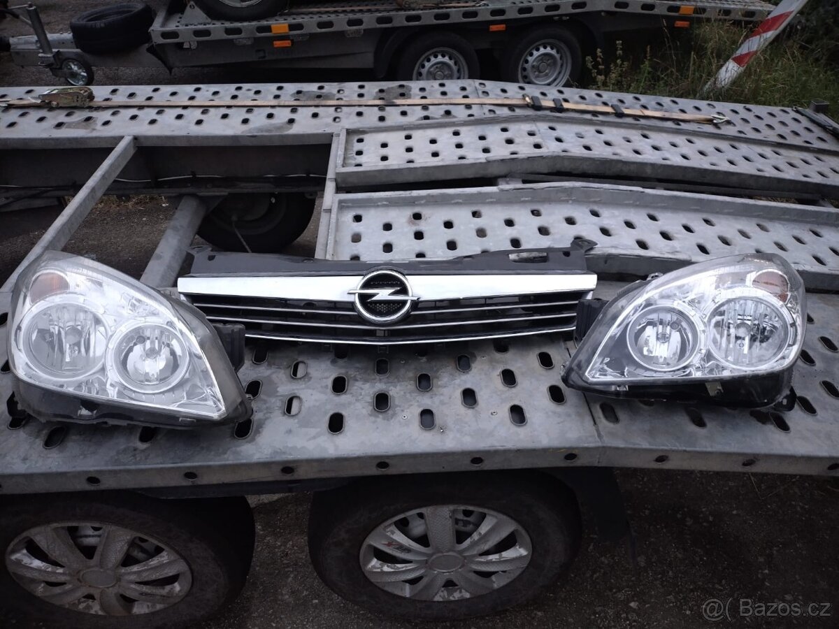 Přední světla H7/H1+ maska Opel Astra H