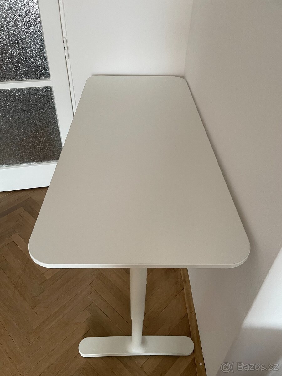 IKEA Office Desk 140×60 cm — Bila