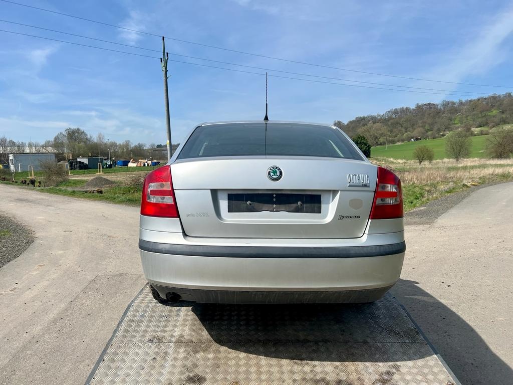 Škoda Octavia 2 1.6FSI 85KW BLF GYT LF7T r.v.2006 141 tis.km