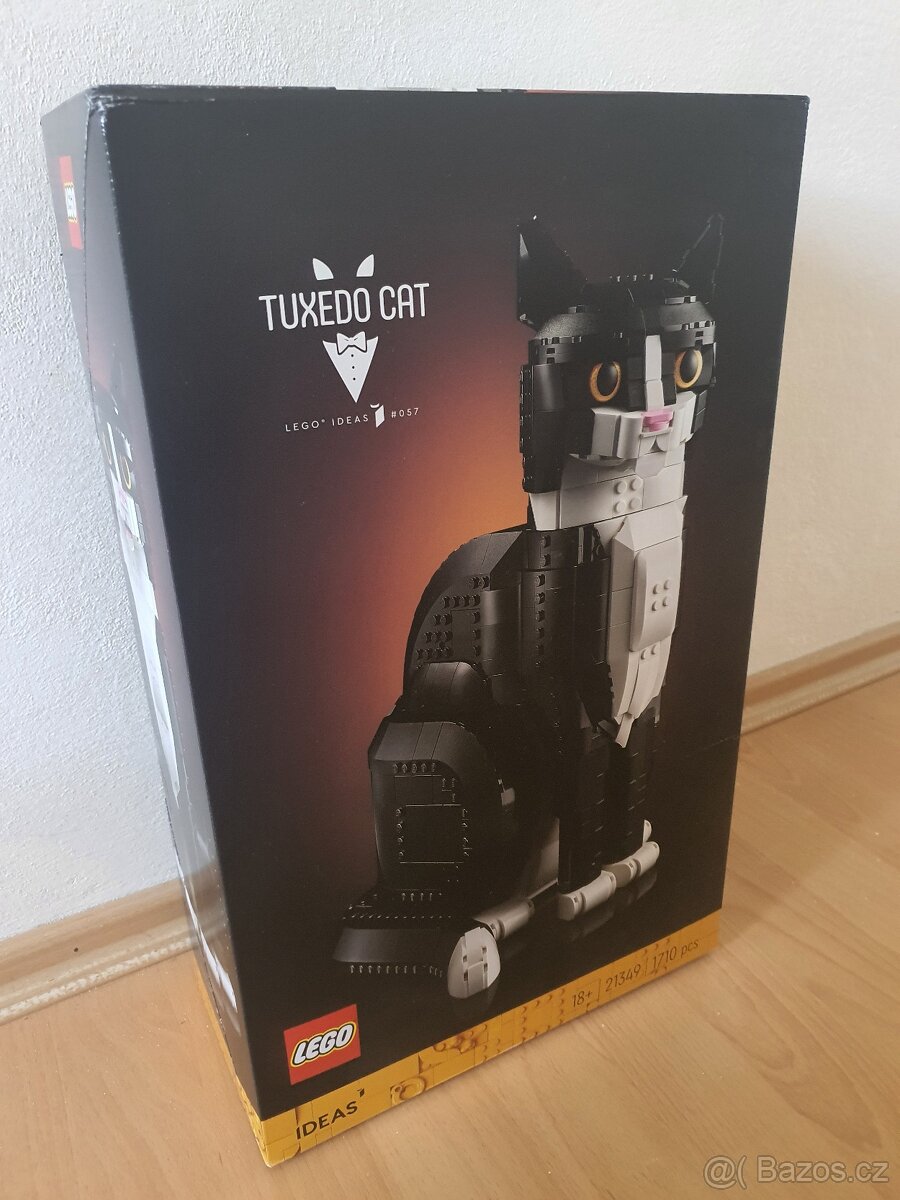 Lego 21349 Tuxedo Cat