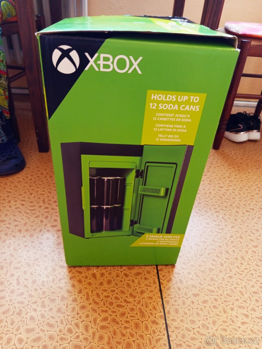 Mini lednička Xbox 10 litrů
