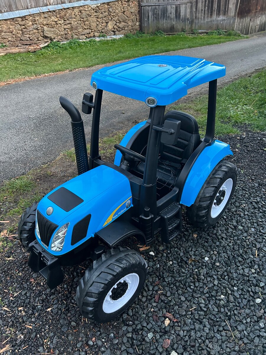 Dětský elektrický traktor