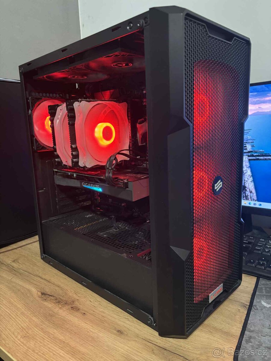 PC - Ryzen 5800x, RTX 3070, 32GB