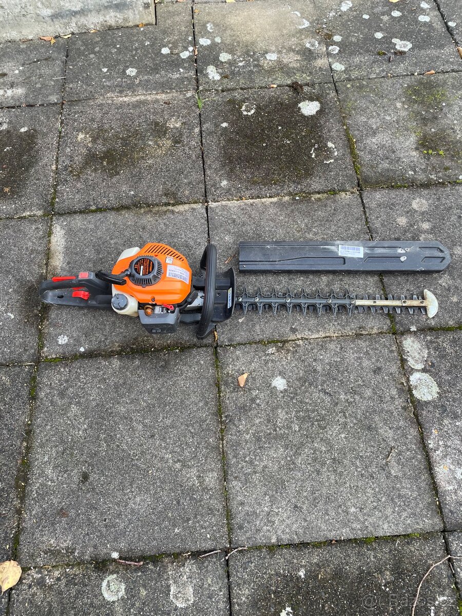 Motorové nůžky na plot