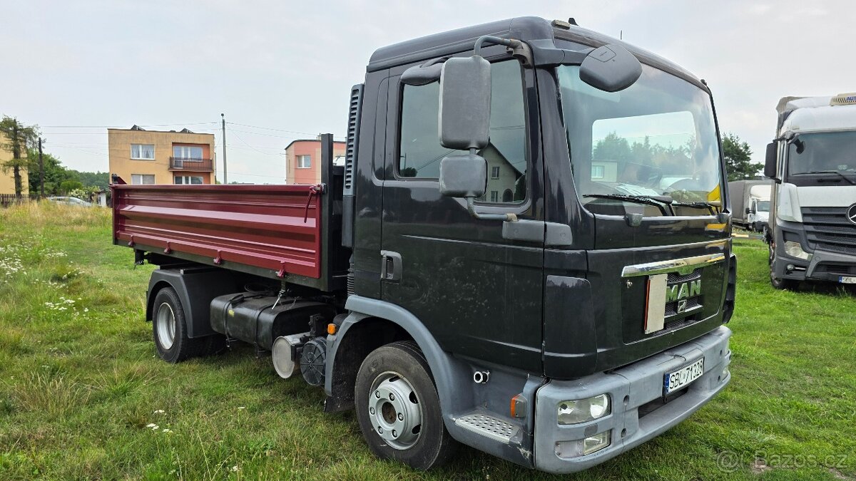 MAN TGL 10.220 Třístranný sklápěč ve velmi dobrém stavu