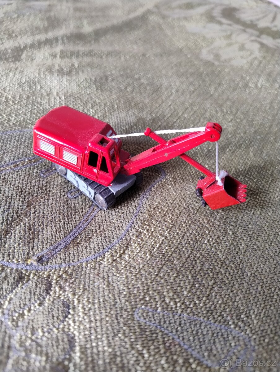 SCHUCO bagr 760 Piccolo DEMAGE - 60 tá léta