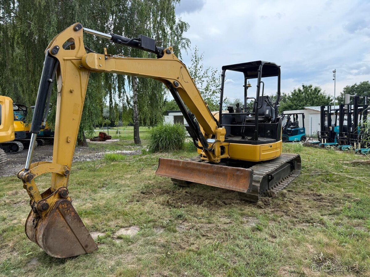 CAT 305 E2 CR