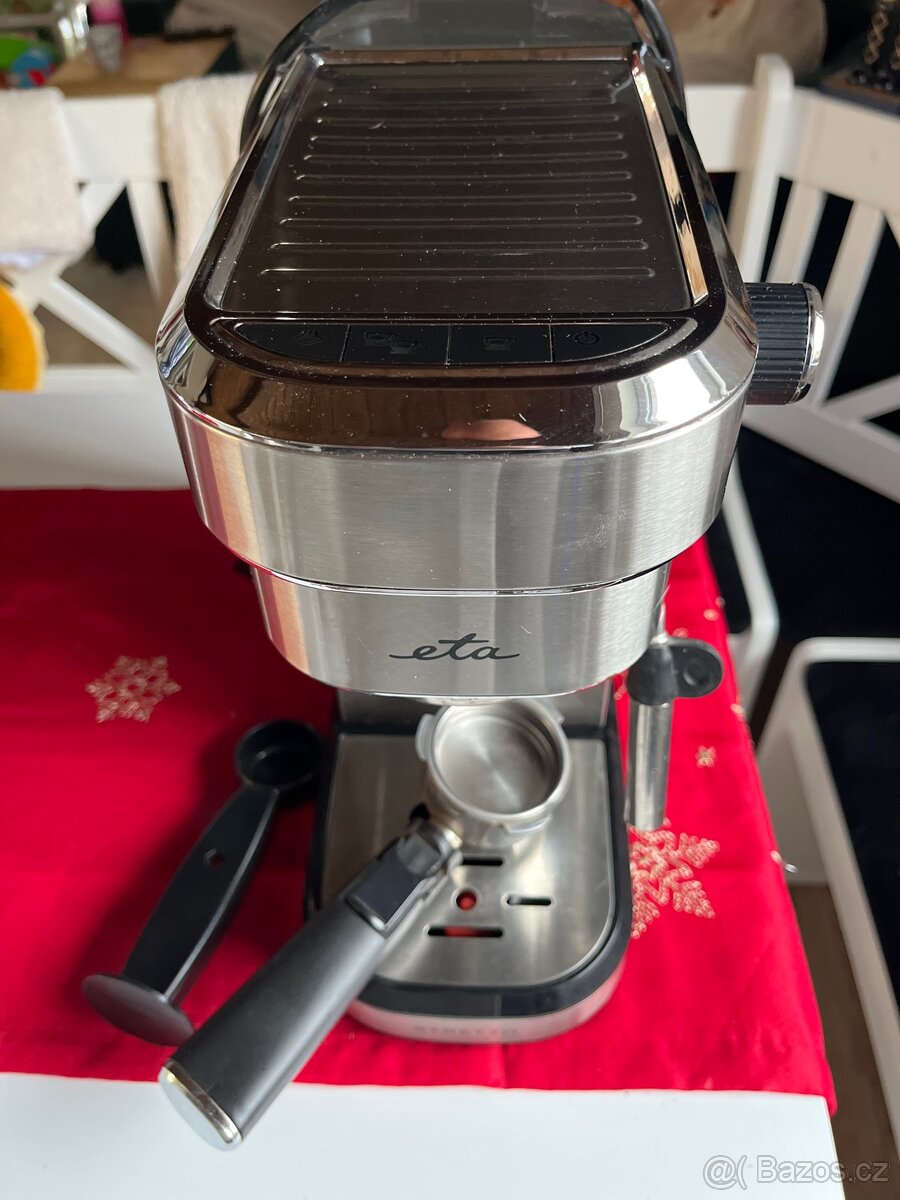 Prodam kavovar ETA Streto
