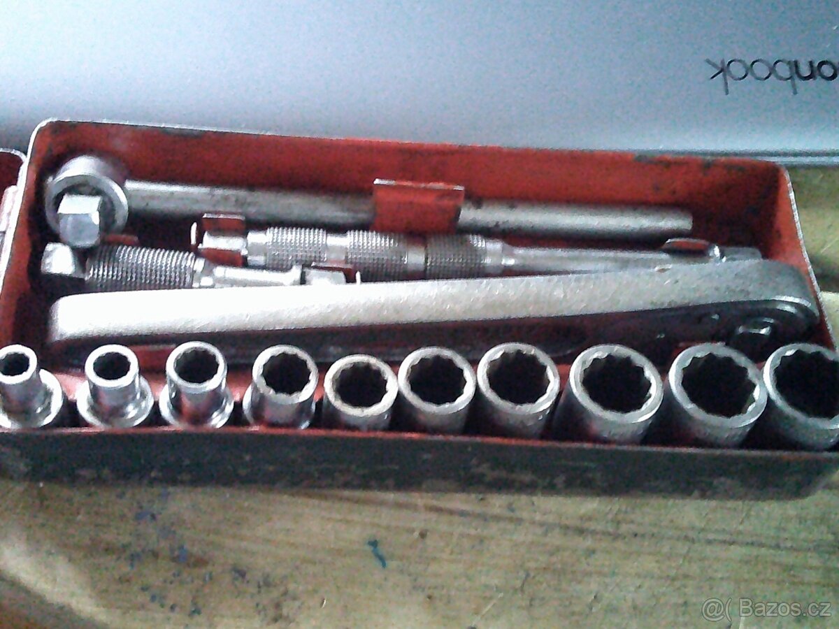 Malá retro GOLA - funkční, pěkná