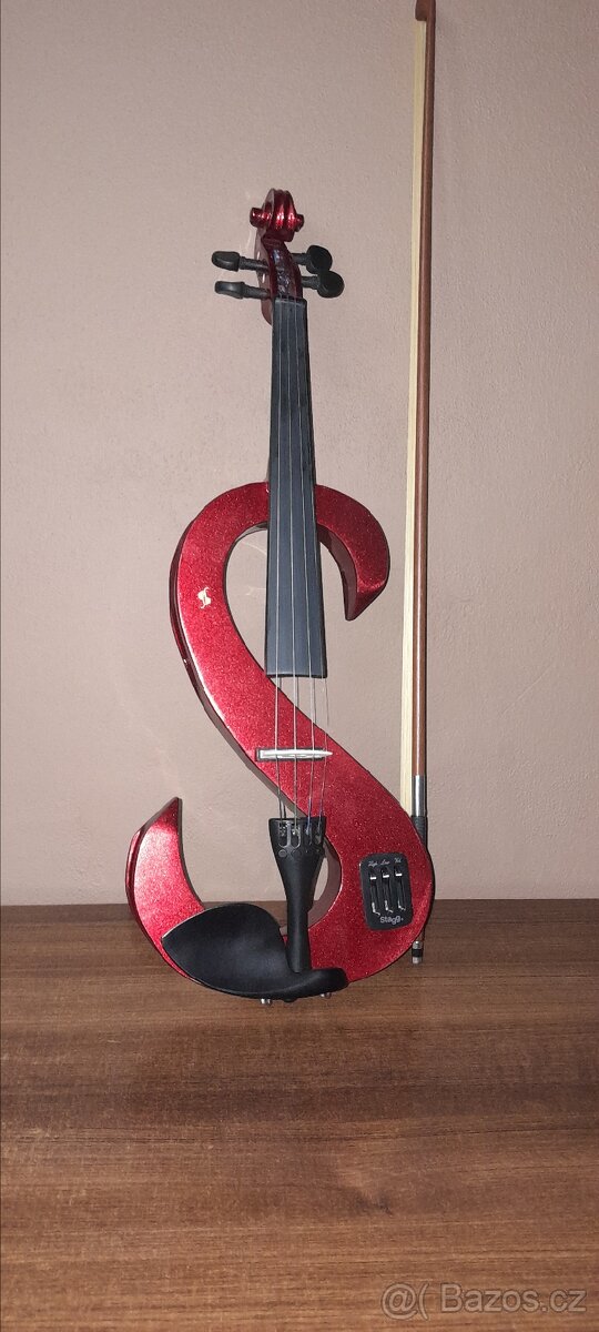 El. housle zn. Stagg