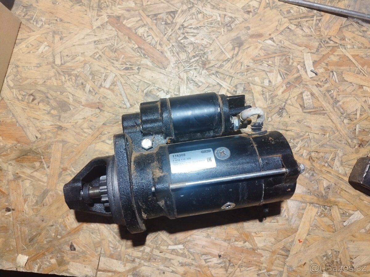 Startér manipulátor JCB