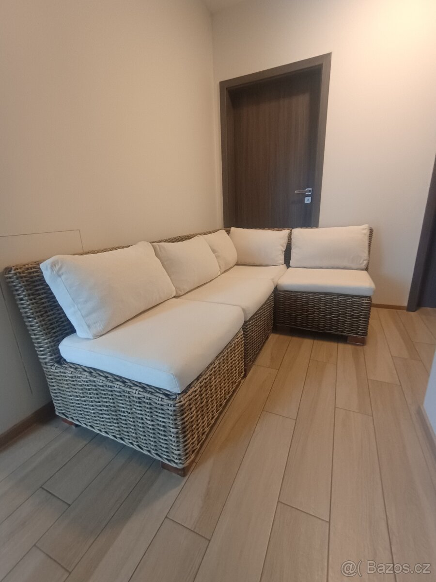 Ratanový nábytek, sedačka