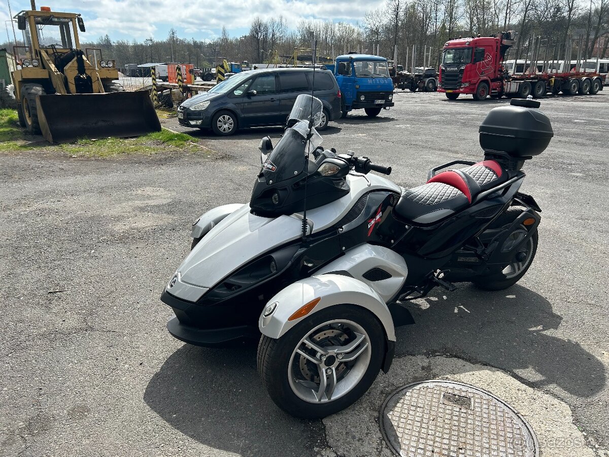 Can-am Spyder