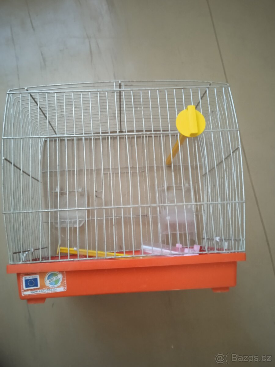 Klec na kanárka nebo andulku.