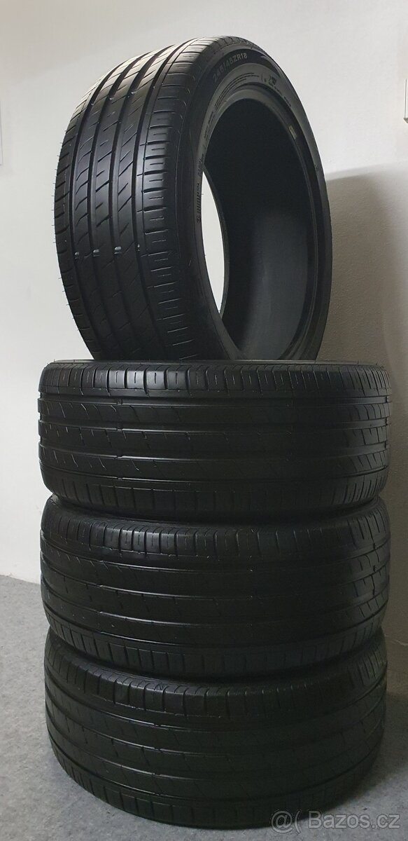 4x -- 245/45 R18 Letní pneu Nexen Nfera SU1 --