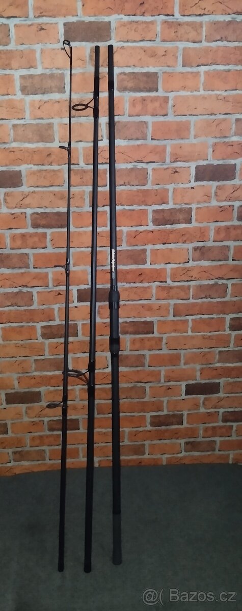 Třídílný prut Deluxe Carp Spod