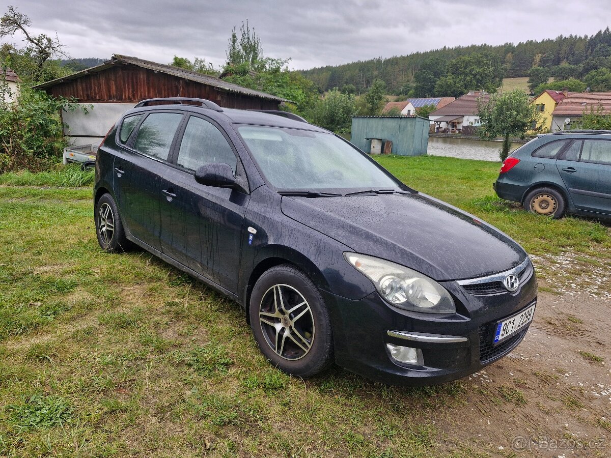 Prodám Hyundai i30, r.v. 2010