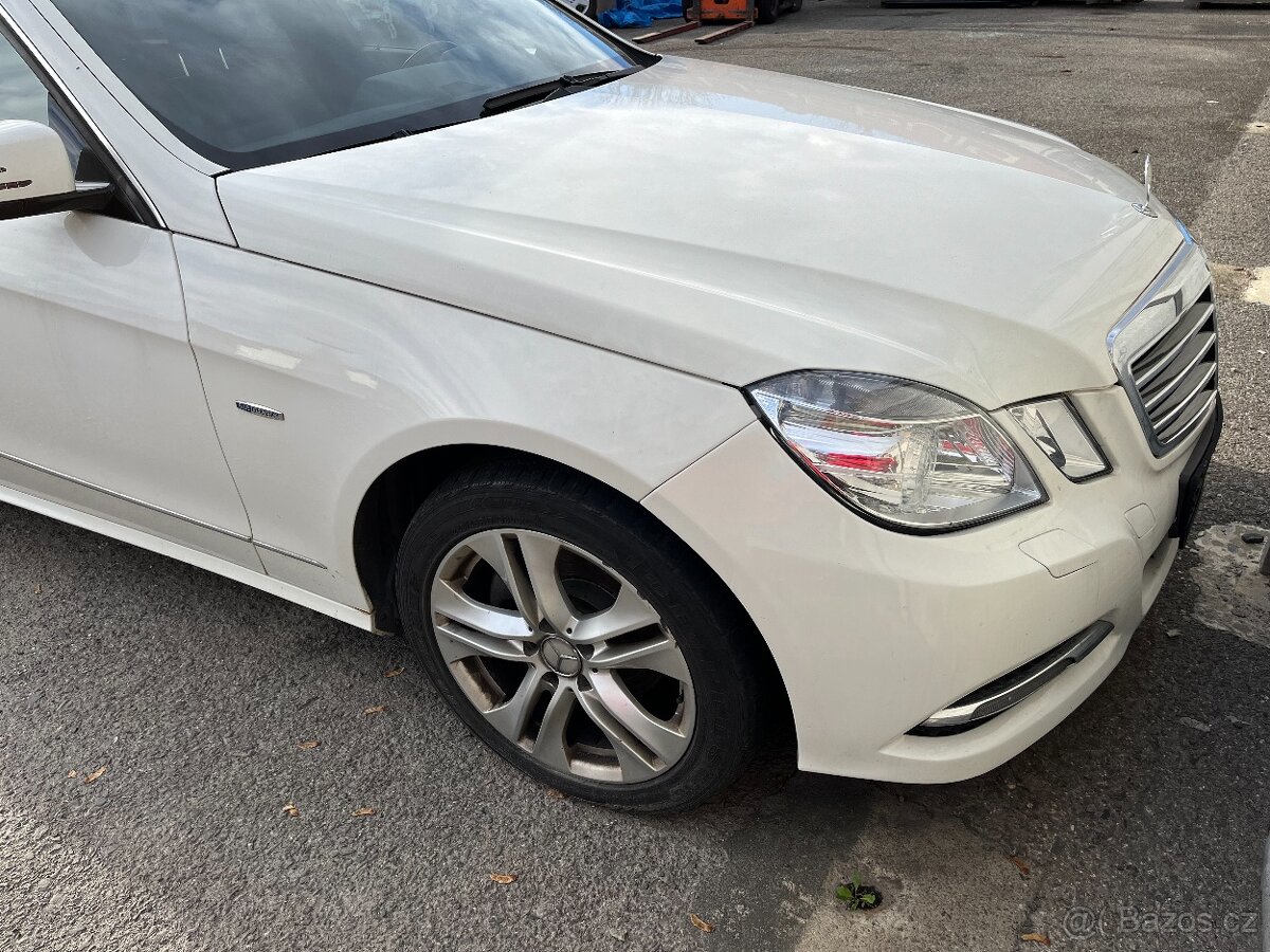 Mercedes-Benz E (W212) díly z vozu