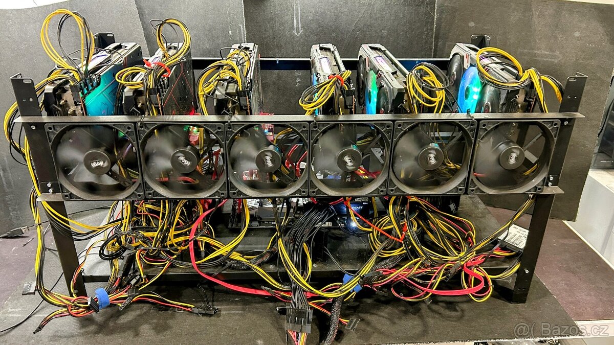 GPU rig miner - 6x AMD RX 6800XT