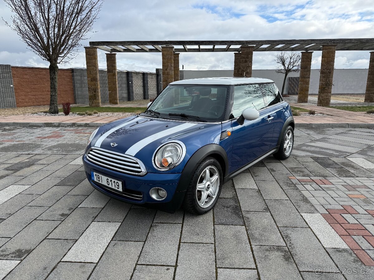 Mini Cooper - 1.6i 88kW - 2008 - perfektní stav