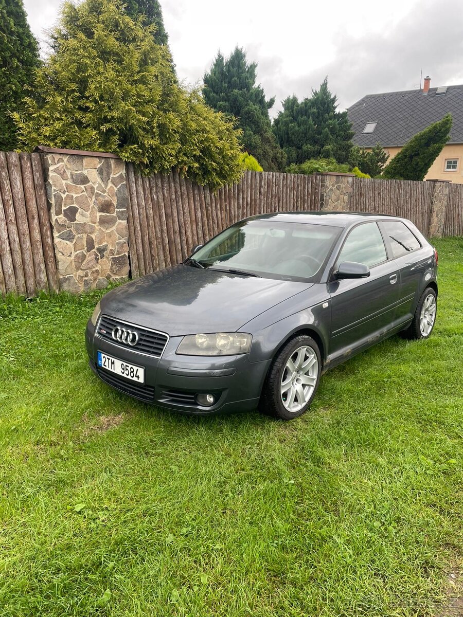 Audi A3 2.0 TDI 103kW (S-line) - na opravu