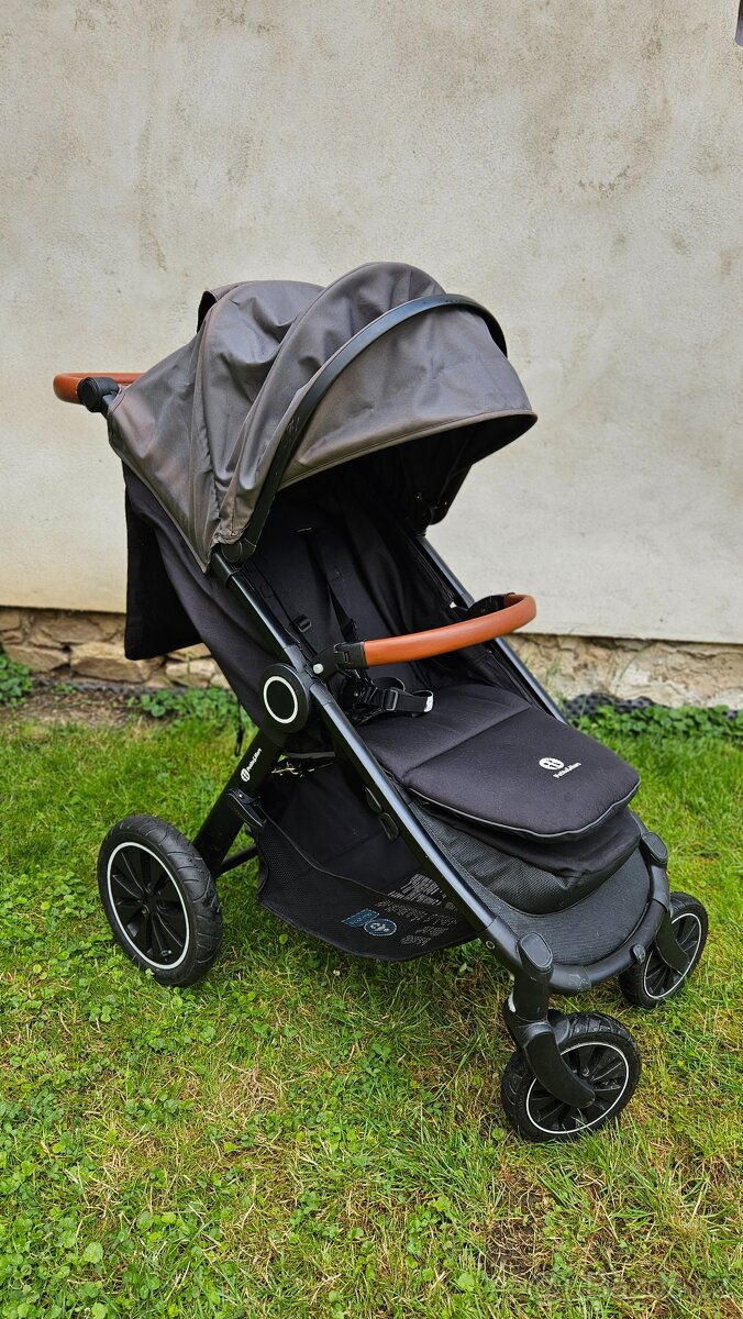 Sportovní kočárek Petite & Mars Street +Air