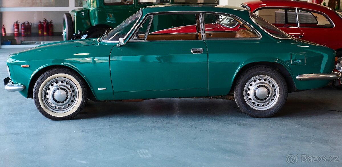 Alfa Romeo GT GT 1300 junior