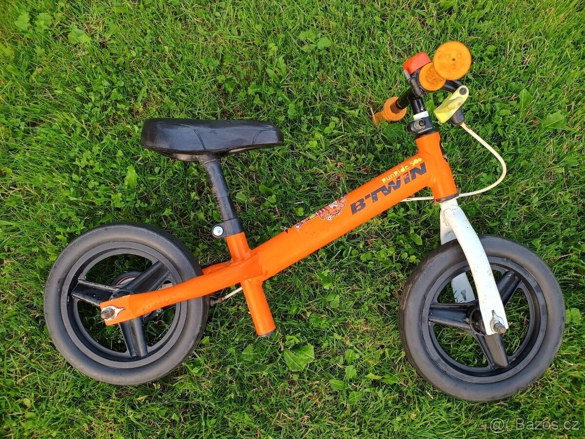 Dětské odrážedlo Btwin