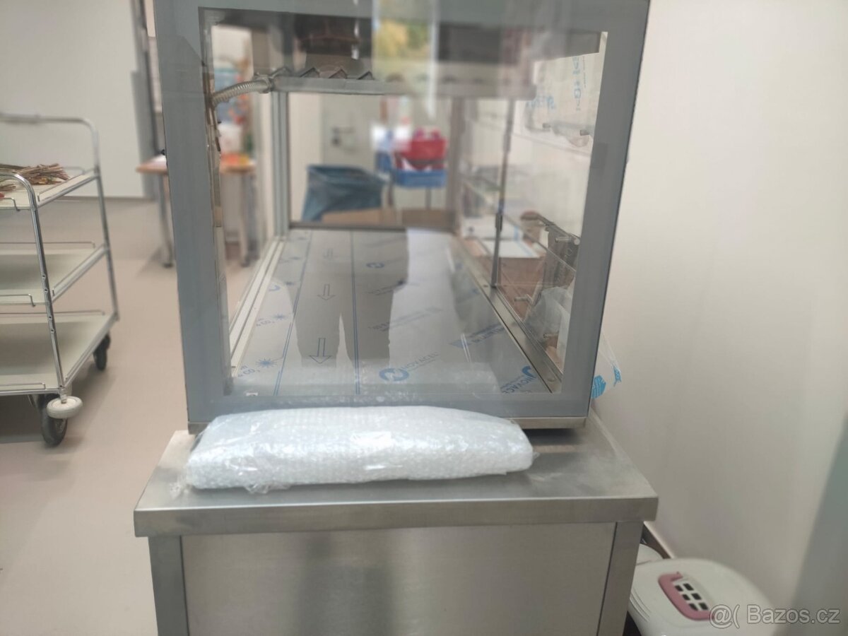 Stolní chladící vitrína BLOCK 1300 samoobslužná