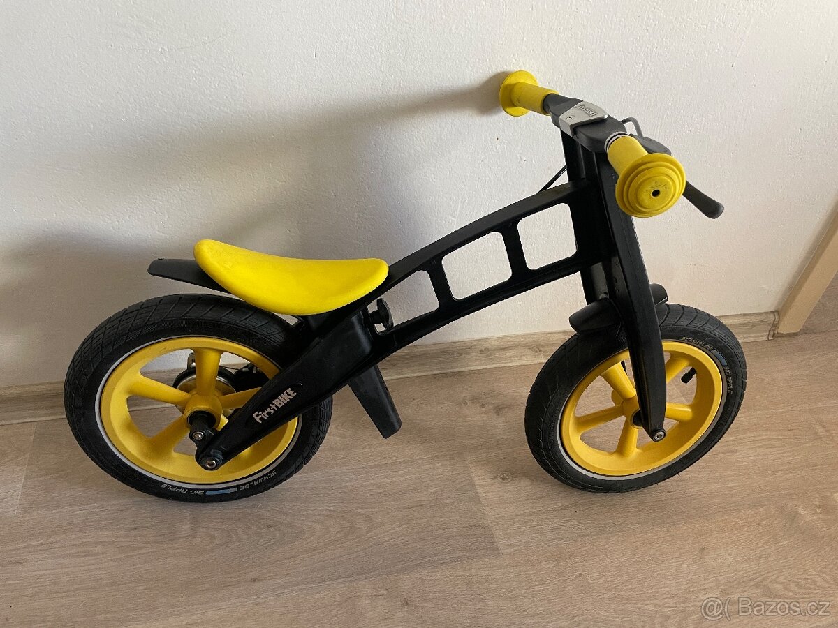 FirstBIKE – limitovaná edice (žluto-černá)