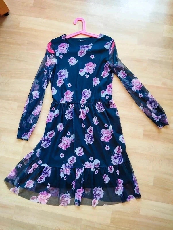 Společenské květinové šaty s dlouhým průsvitným rukávem MOHI