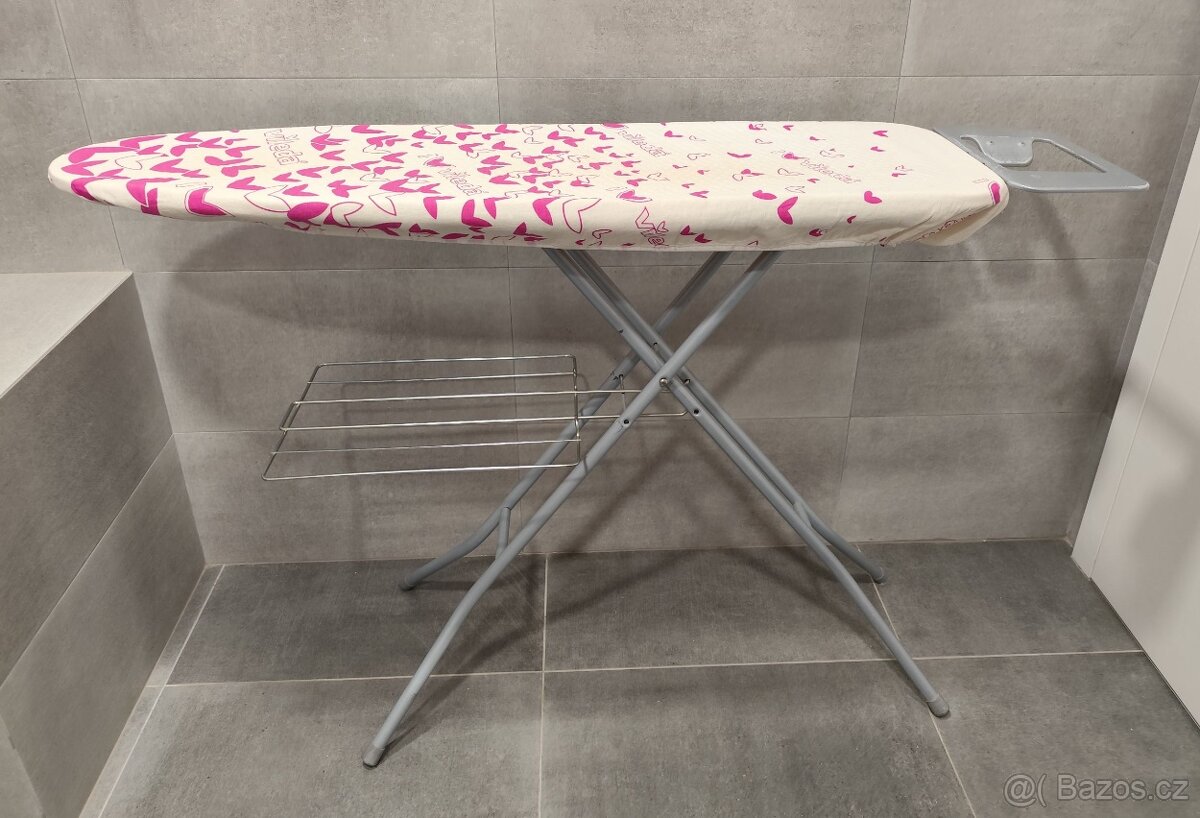 Prodám žehlicí prkno