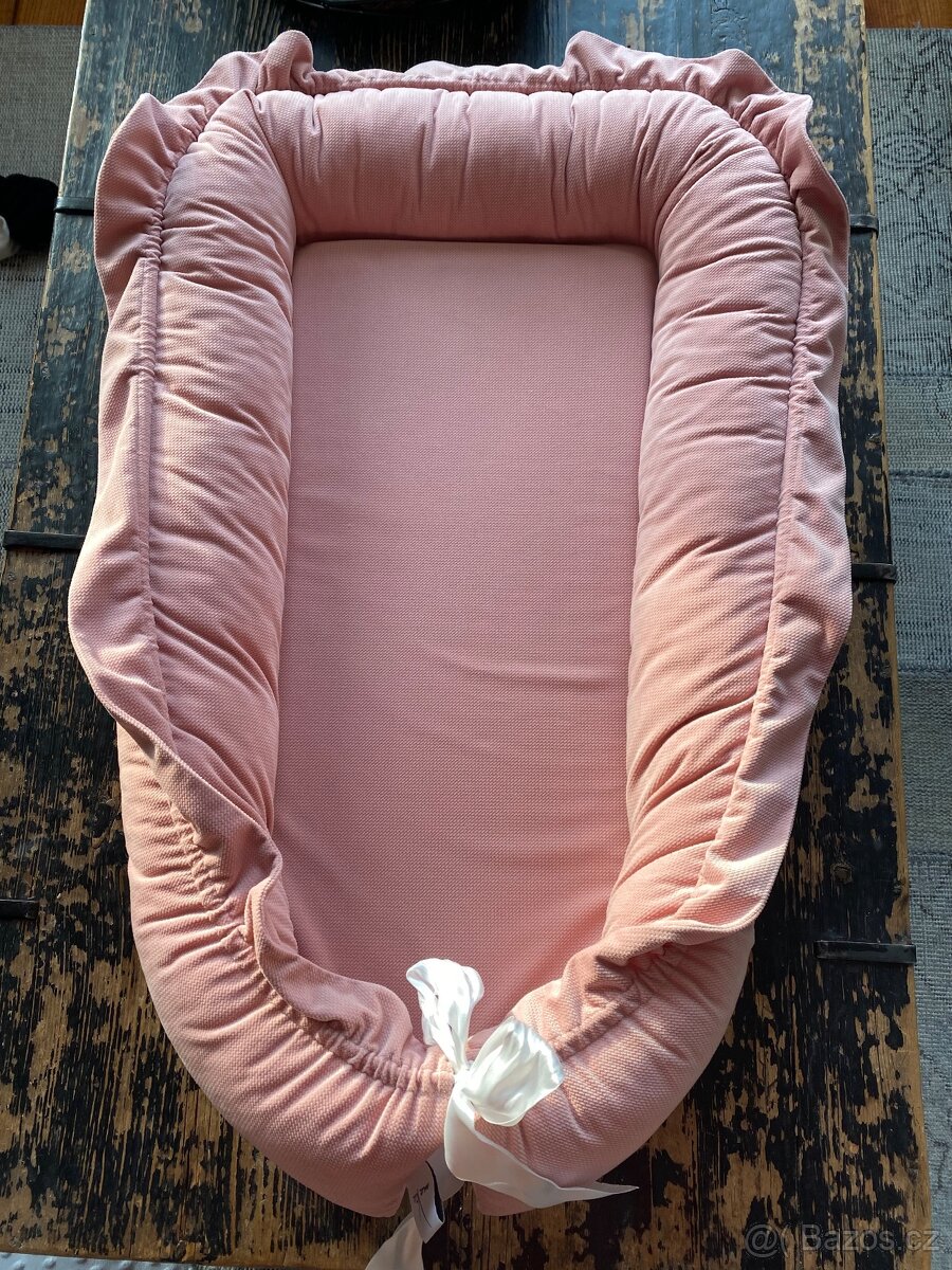 Ručně šité hnízdečko pro miminko Mavie for babies