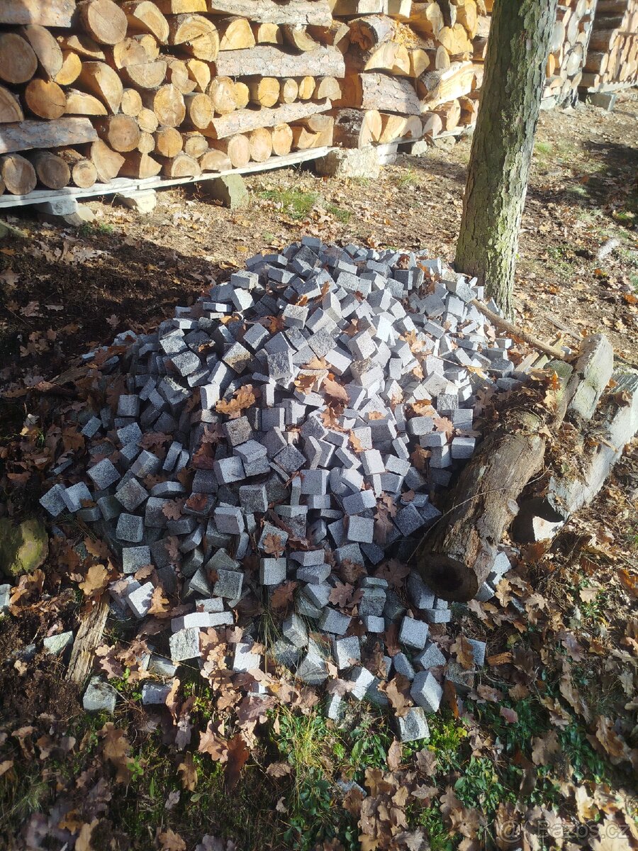 Žula kostky dlažba