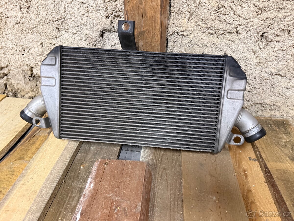 Mitsubishi lancer Evo IX cooler