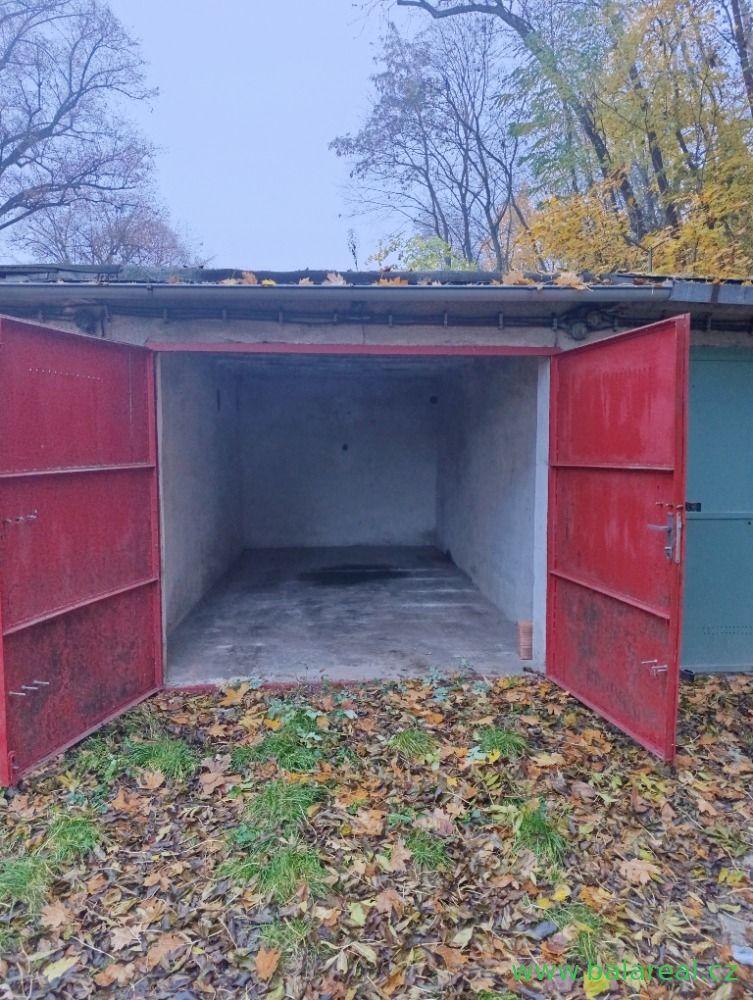 Garáž   na ulici Bráfova.  Má 18m2, Brno -Žabovřesky