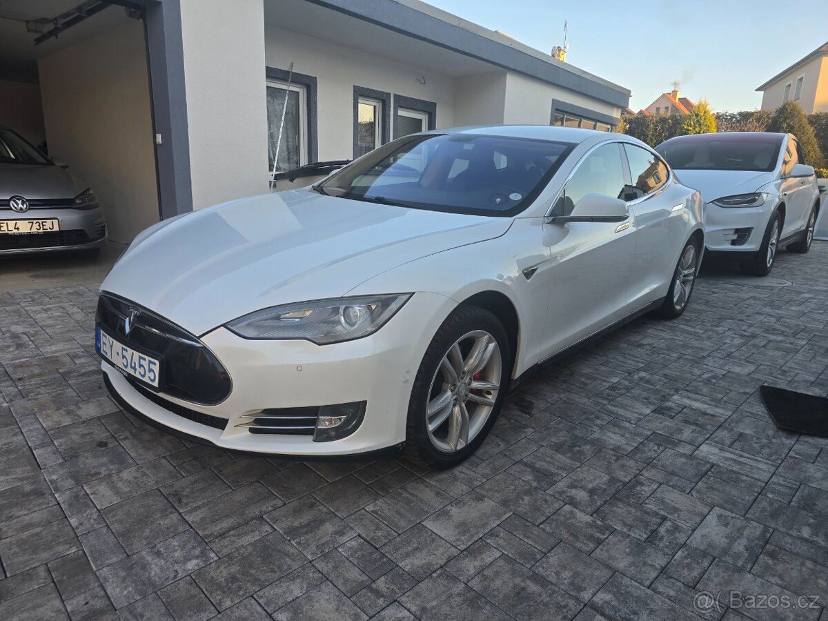 Tesla model s P90 Performance