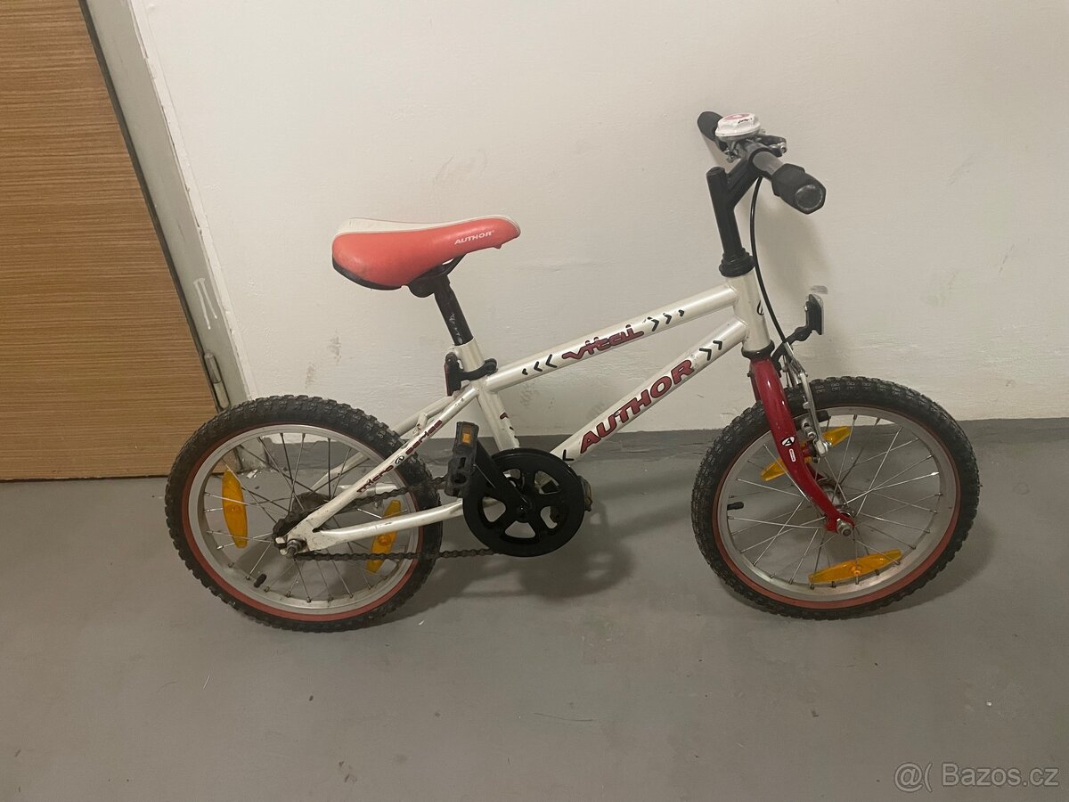 Author vítal kolo 20”