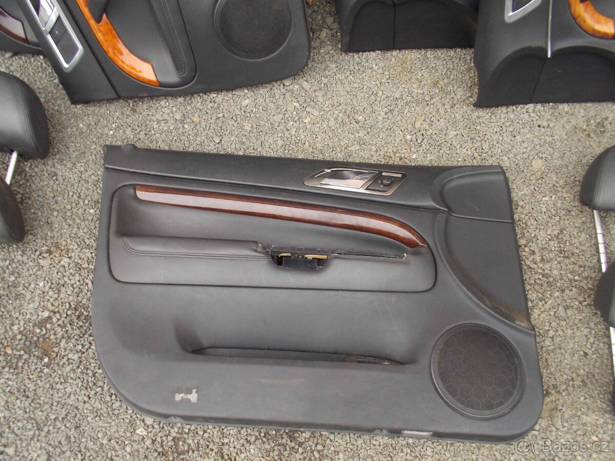 Tapec, opěrka hlavy Superb 1 (01-08)