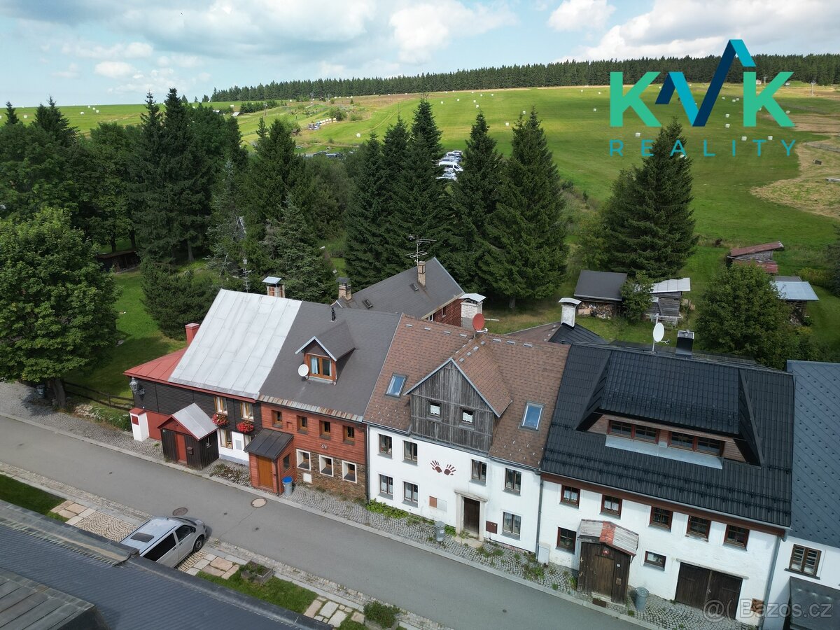 Boží Dar, Boží chalupa