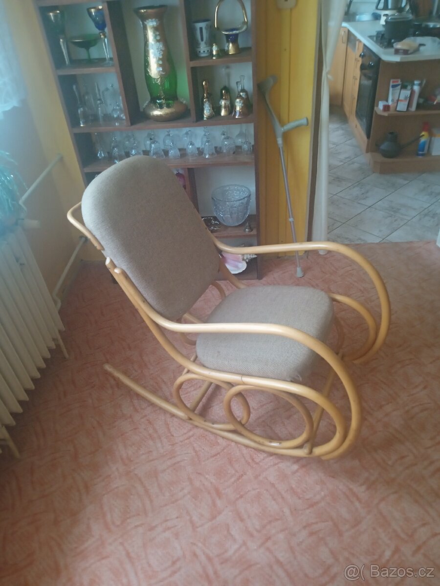 Houpací křeslo