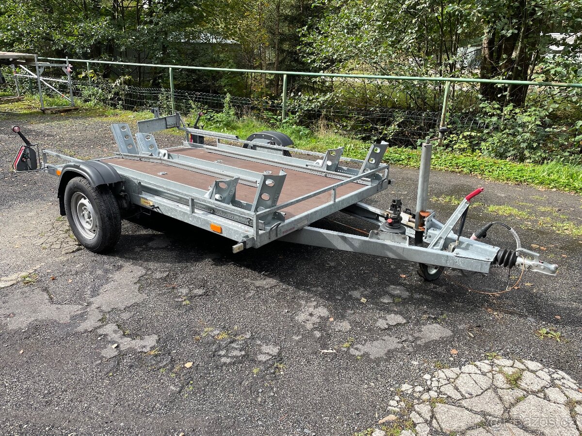 Přívěsný vozík Vazeko SB 13.3