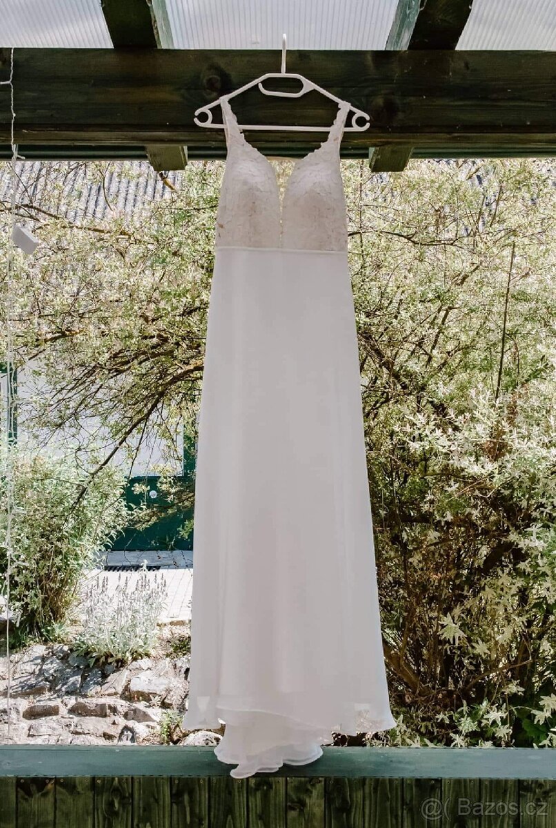 Prodám svatební šaty