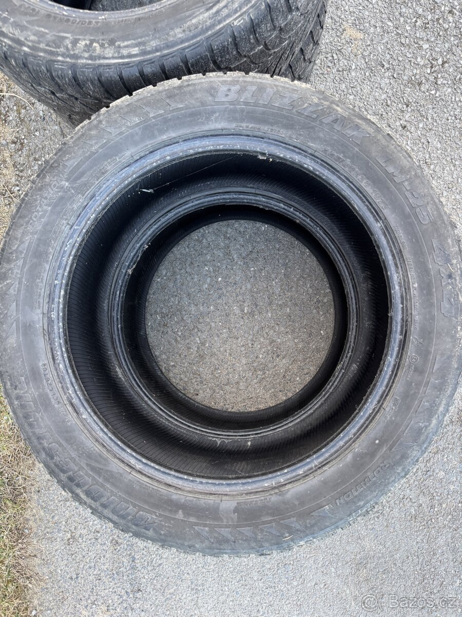 Zimni pneu 4ks - Bridgestone Blizzak 265/50/20