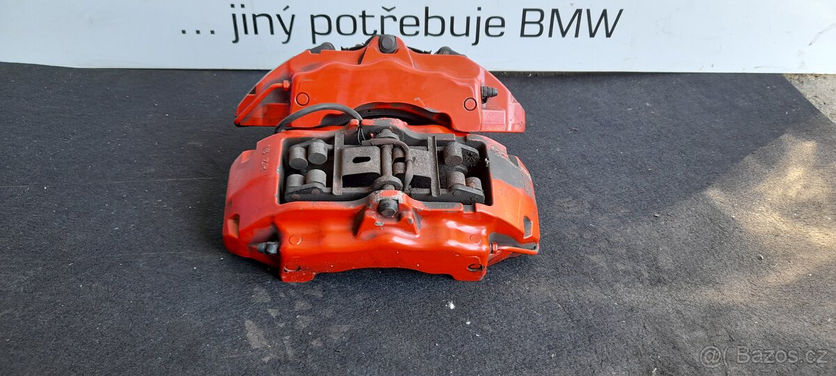 Porsche Cayenne přední brzdiče