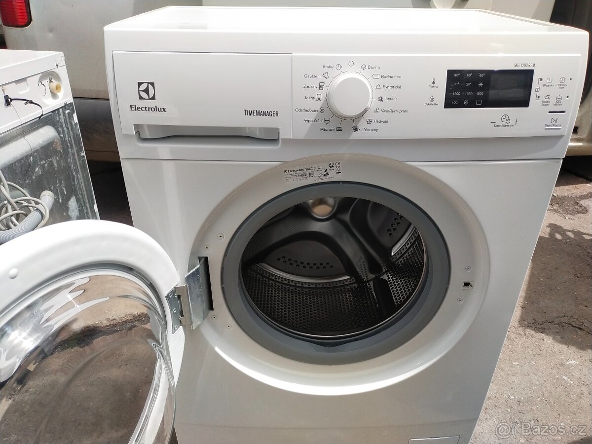 Prodám plně funkční dig.Slim pračku zn. ELECTROLUX--DOVEZU-