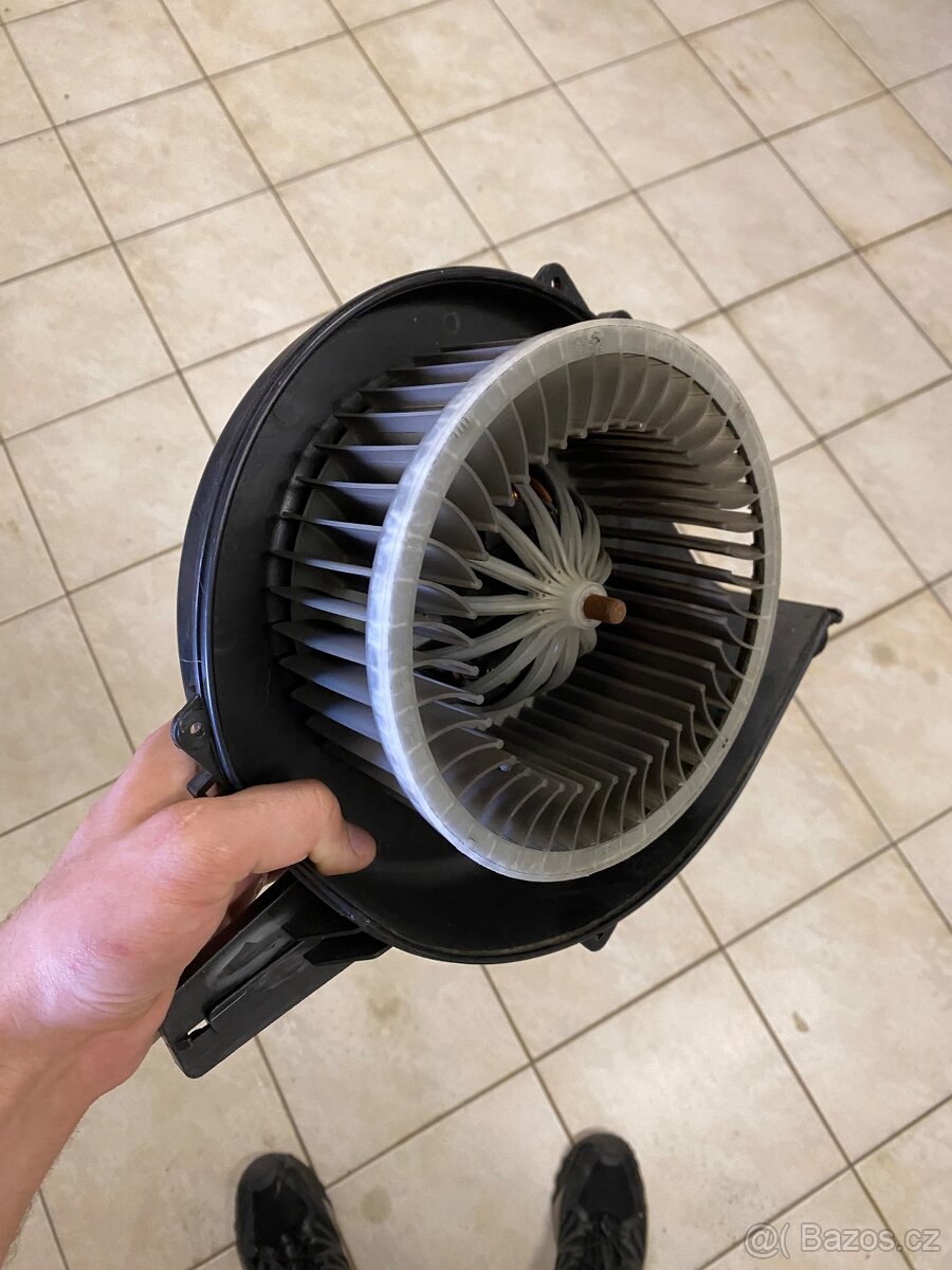 Prodám ventilátor topení Seat Ibiza IV generace.