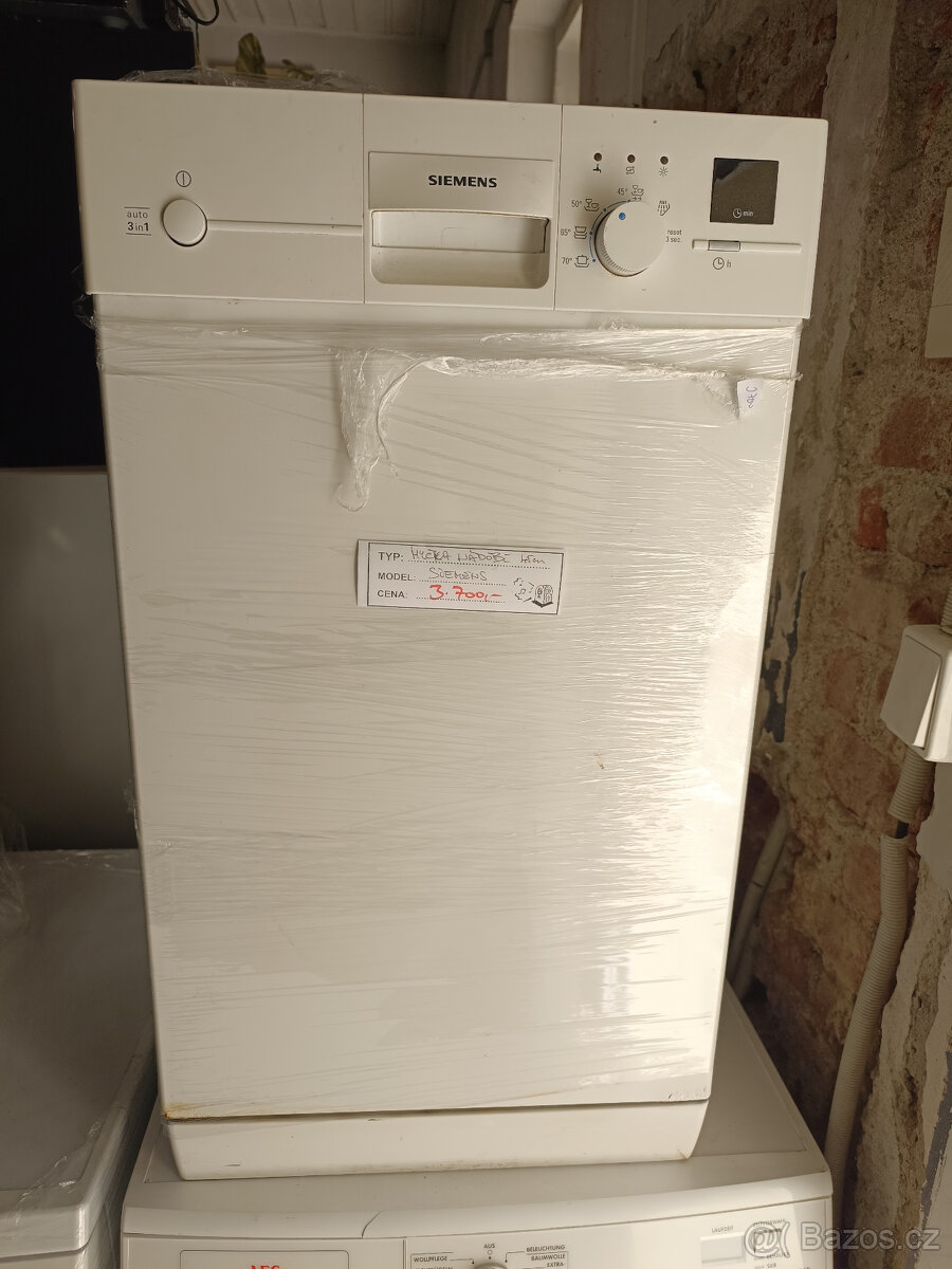 Myčka nádobí SIEMENS / 45cm