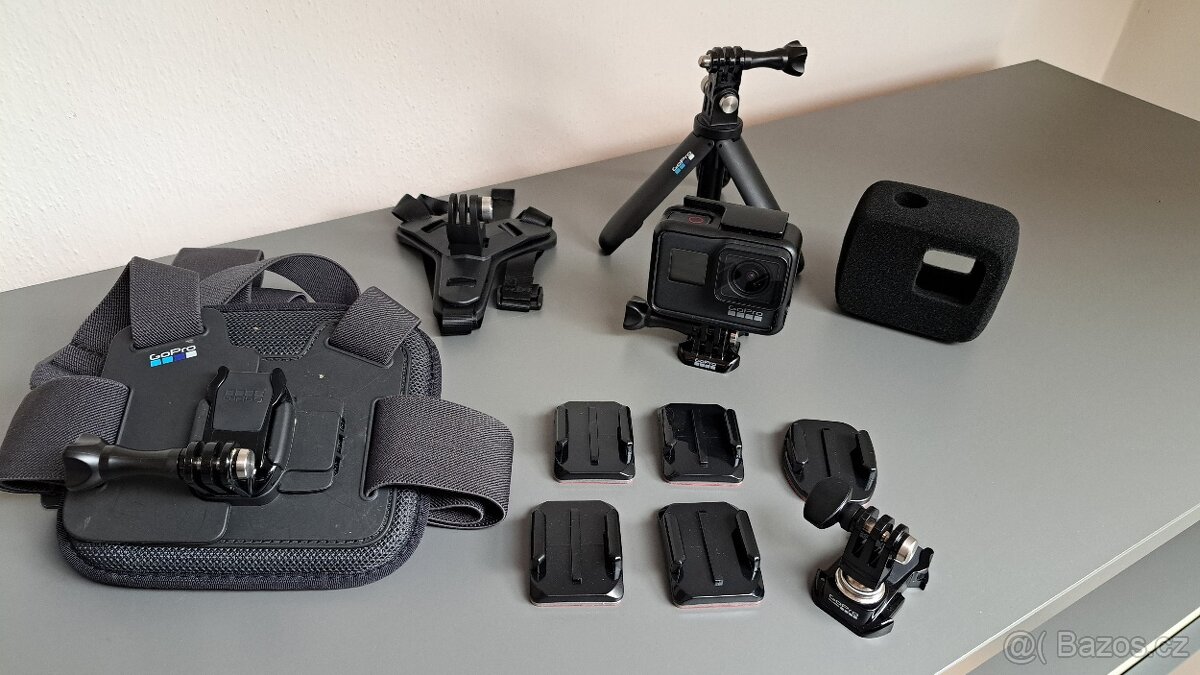 GoPro Hero 7 Black + Příslušenství