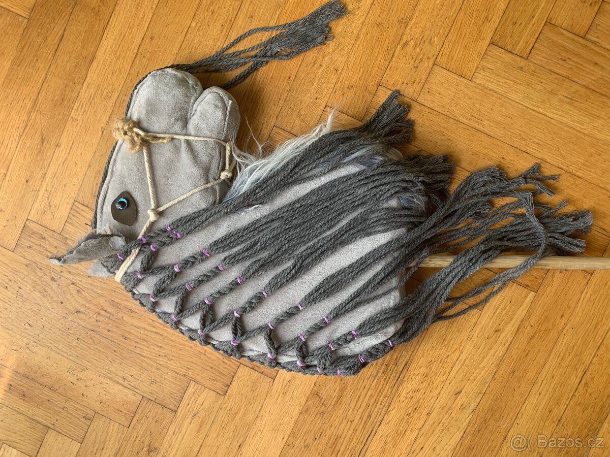 Hobby horse